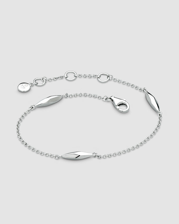Niche Jewellery Kit Heath Glint Silver Station Bracelet detail