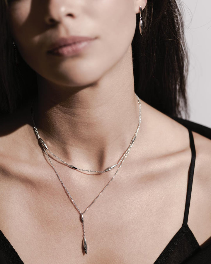 Niche Jewellery Kit Heath Glint Station Silver Necklace detail