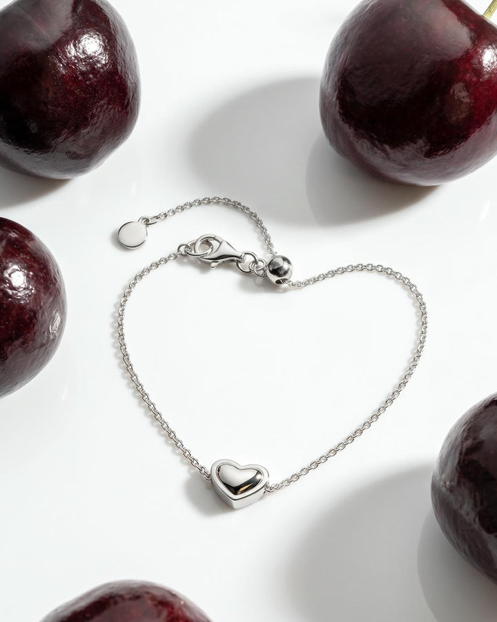 Niche Jewellery Kit Heath Love Silver Heart Slider Bracelet detail