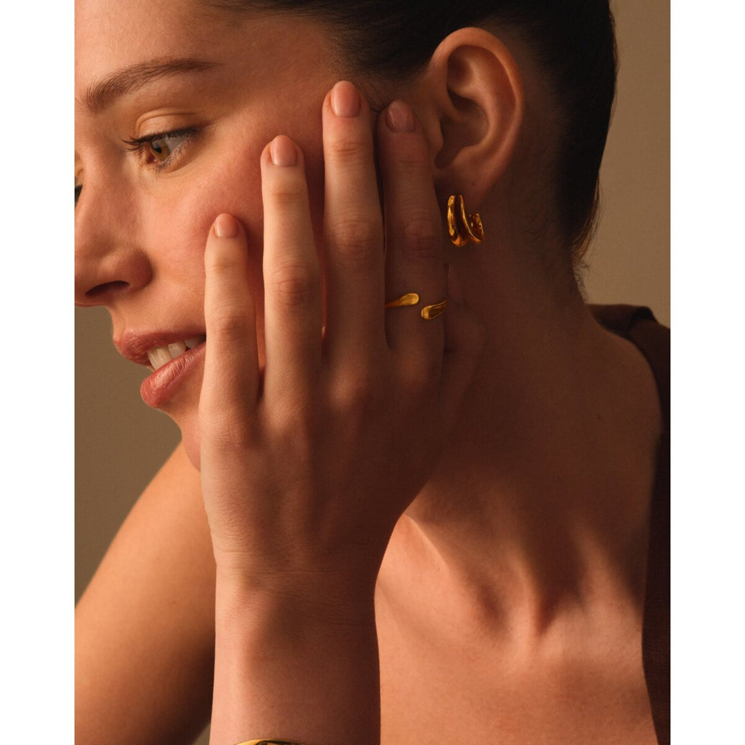 Katie Loxton Molten Luxe Waterproof Gold Wrap Ring. Item code KLJ6438.