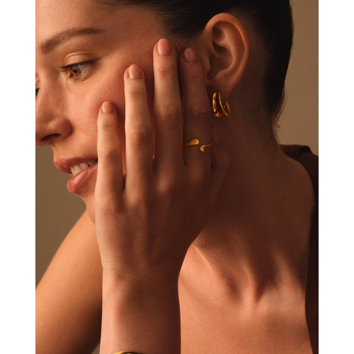 Katie Loxton Molten Luxe Waterproof Gold Wrap Ring. Item code KLJ6438.