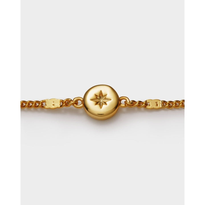 Niche Jewellery: Katie Loxton Aphira Waterproof Gold Anklet with adjustable clasp and small star charm. Minimalist gold chain.