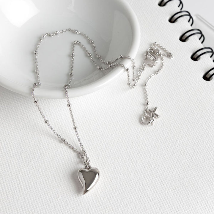 Kit Heath Desire Kiss Midi Heart Ball Chain Necklace - 90500RP