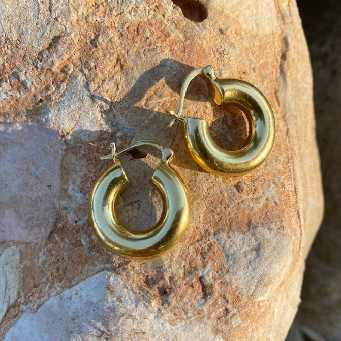 Shyla London Monica Smooth Earrings