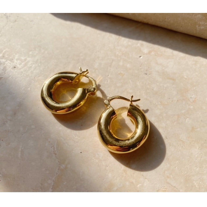 Shyla London Monica Smooth Earrings