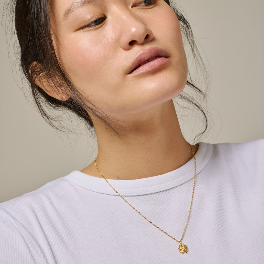 Enamel Copenhagen Organic Clover Gold Necklace. Item code N79GM.