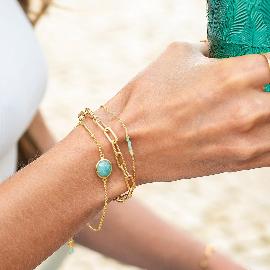 Niche Jewellery Sarah Alexander gold-plated chain bracelet featuring a round amazonite gemstone on a bobble chain.