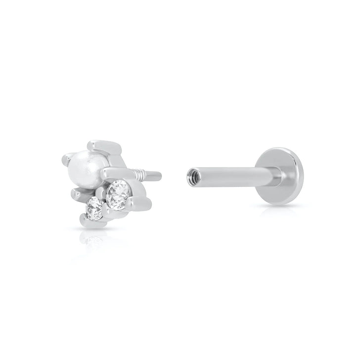 Niche Jewellery Scream Pretty Hannah Martin silver flat back stud earring with a pearl and two sparkling stones.