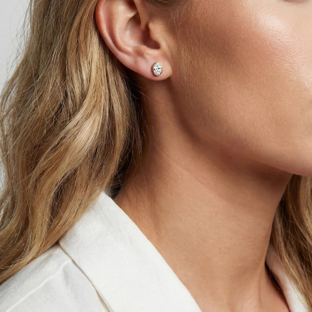 Niche Jewellery Sif Jakobs Sardinien oval gold-plated sterling silver stud earrings with white facet-cut zirconia.