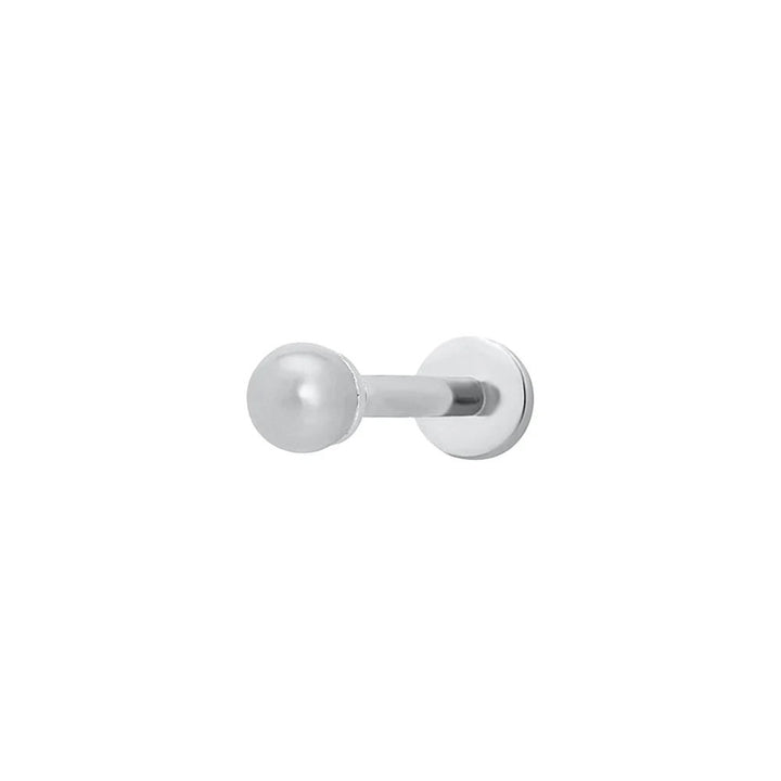 Niche Jewellery Scream Pretty sterling silver stud earring featuring a lustrous pearl and comfortable flat back design.