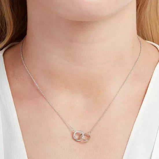 Olivia Burton Classic Interlink Necklace Silver OBJ16ENN54