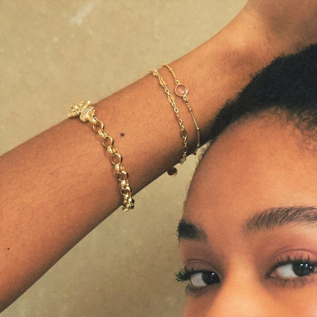 Daisy Rose Quartz Healing Stone Bobble Bracelet - Gold HBR1005_GP