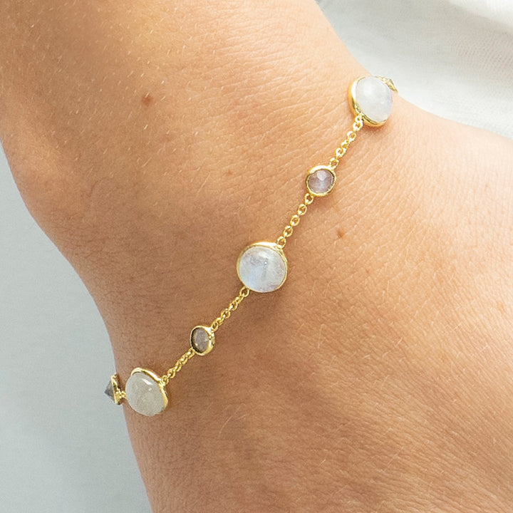 Sarah Alexander Shoreline Moonstone Cabuchon and Chain Bracelet