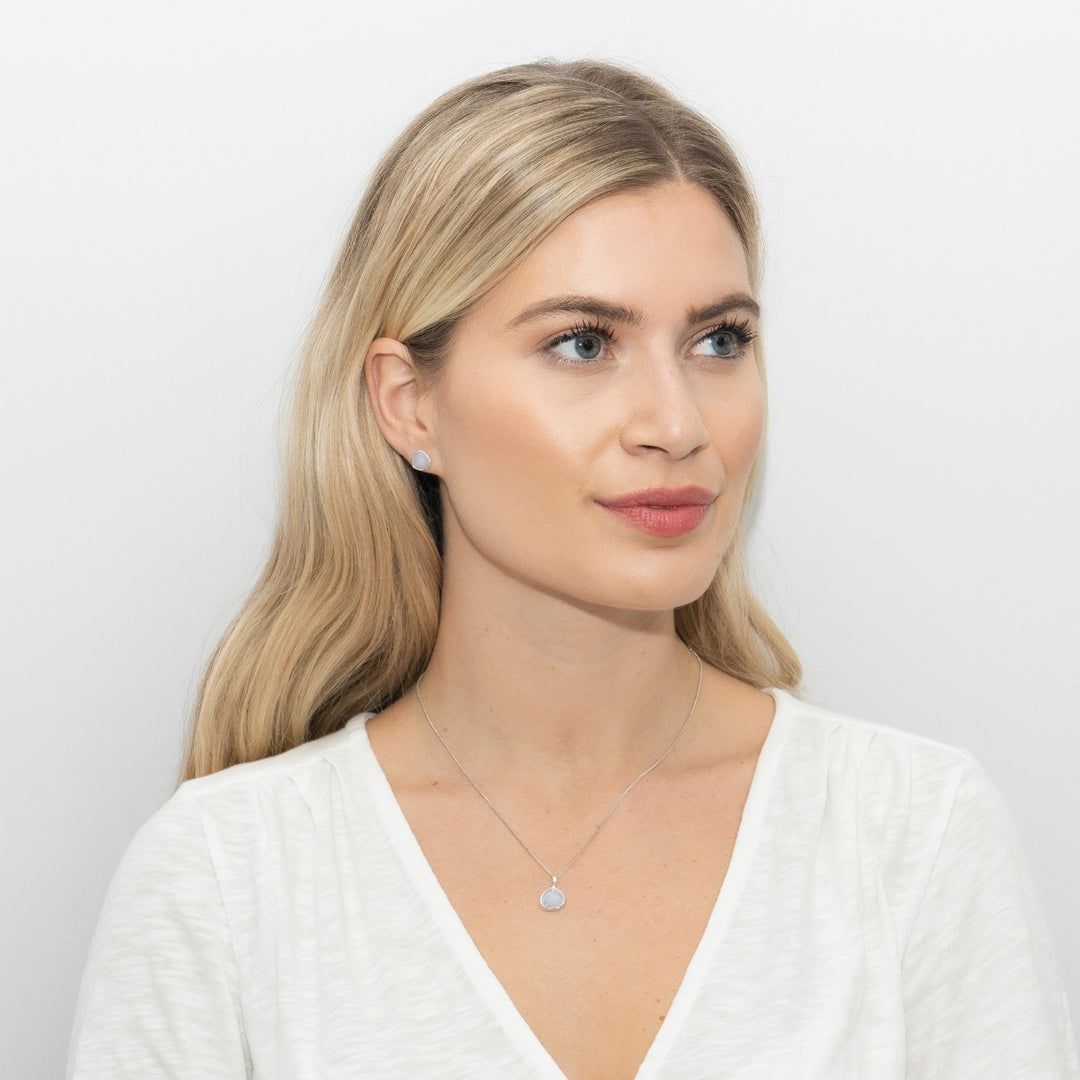 Sarah Alexander Sea Mist Single Stone Pendant