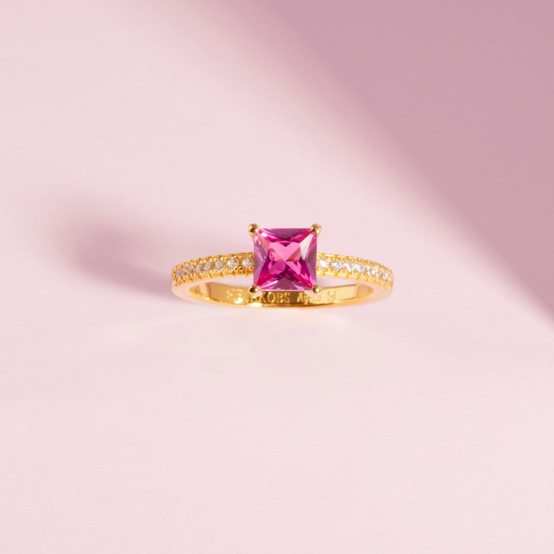 Sif Jakobs Ellera Quadrato Ring - Gold with Pink Zirconia