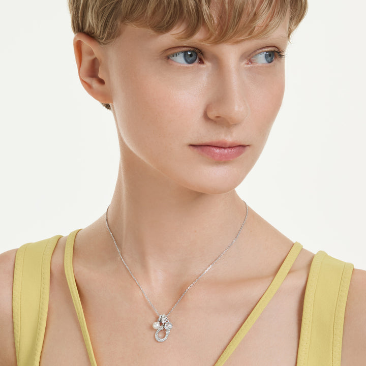 Niche Jewellery Swarovski Symbolica Pendant Crystal Pearl Round Cut Pavé Horseshoe White Rhodium Plated detail
