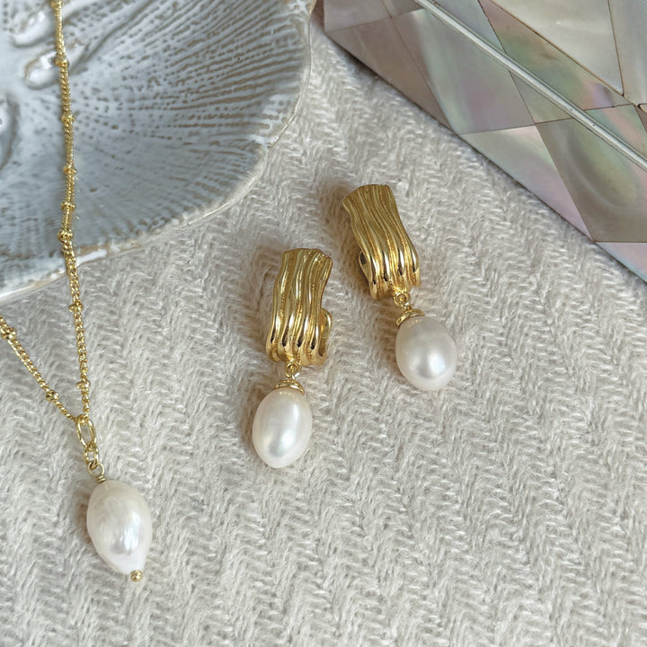Ivory & Co West Palm Gold Pearl Earrings