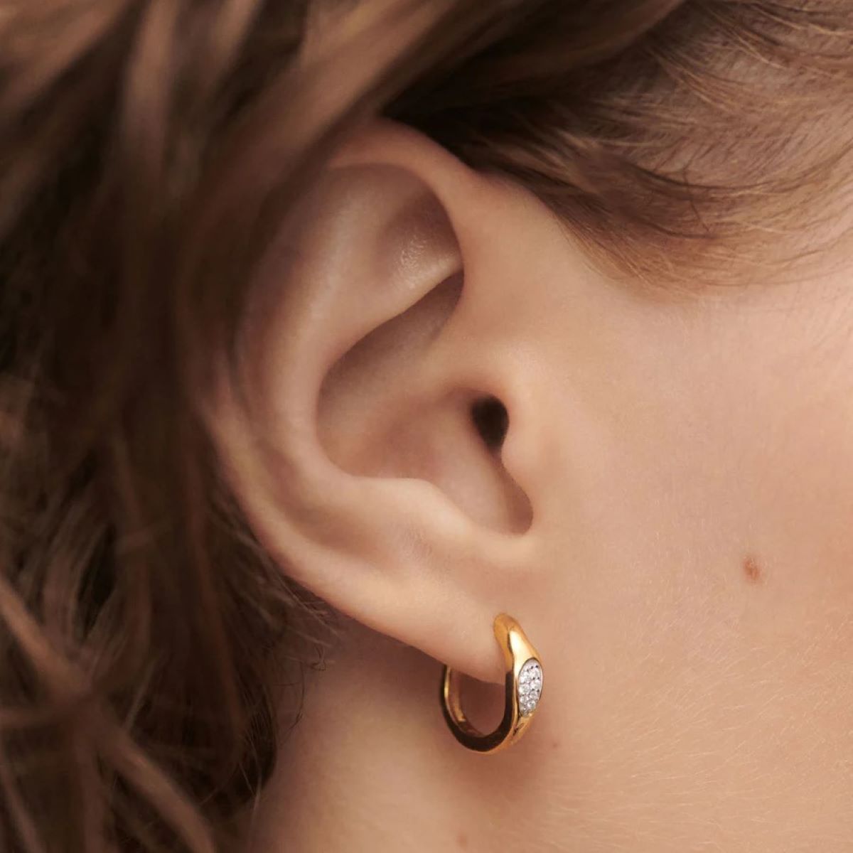PDPaola Onda Hoop Earrings - Gold and Zirconia AR01-C12-U